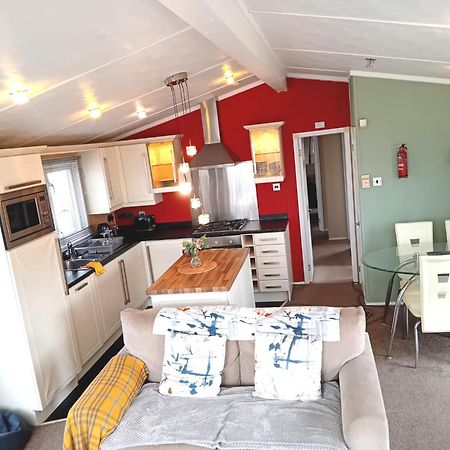 19 Park Views Just Outside Penrith For Holidays And Short Breaks Please No Commercial Vans Thankyou High Hesket Экстерьер фото